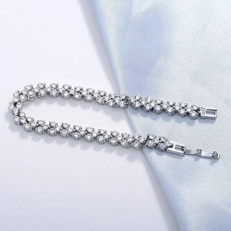 Brilliant 14K White Gold Roman Lab Moissanite Diamond Bracelet
