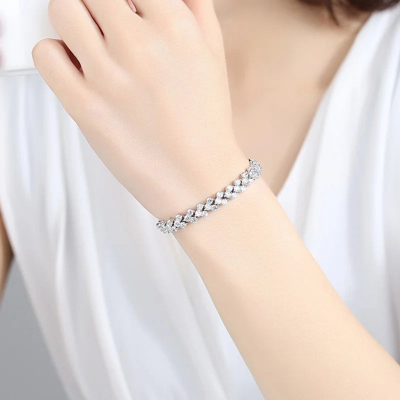 Brilliant 14K White Gold Roman Lab Moissanite Diamond Bracelet