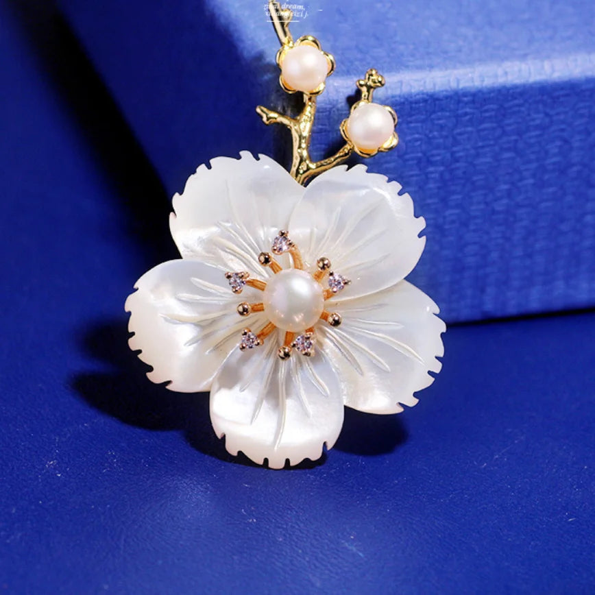 Vintage style Natural Pearls Shell Rose Brooch