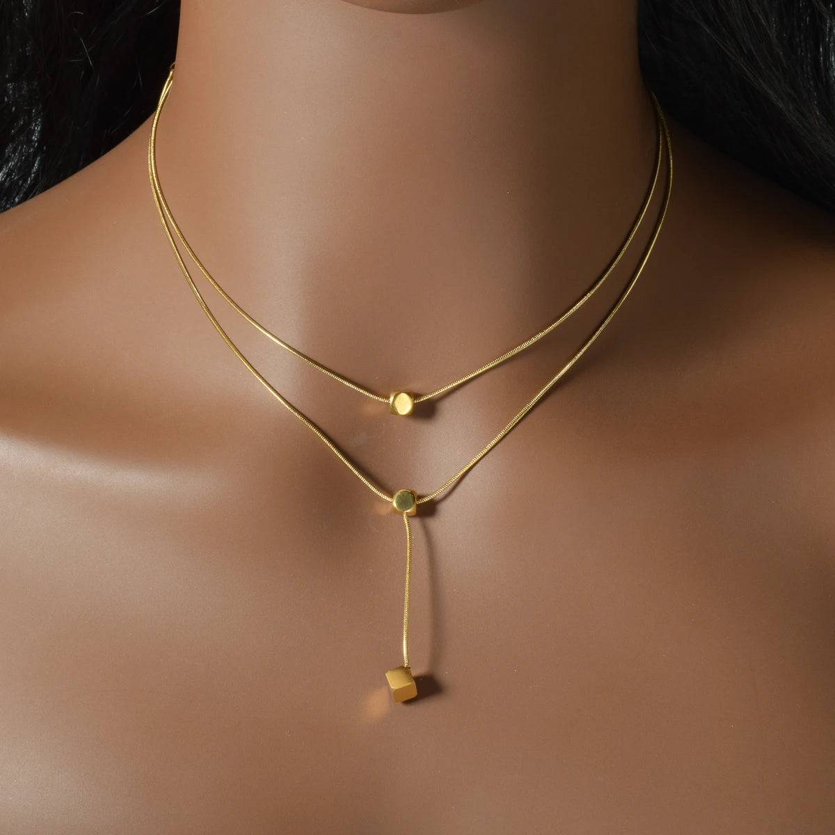 Chic Layered Gold Pendant Necklace