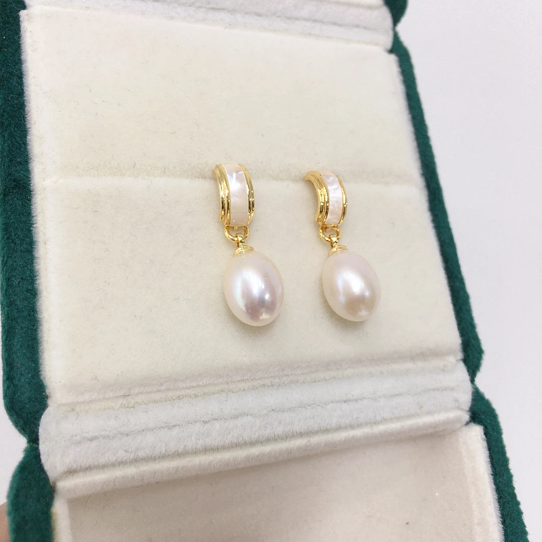 Elegant Waterdrop Shaped Natural Freshwater Pearl Jewelry Set