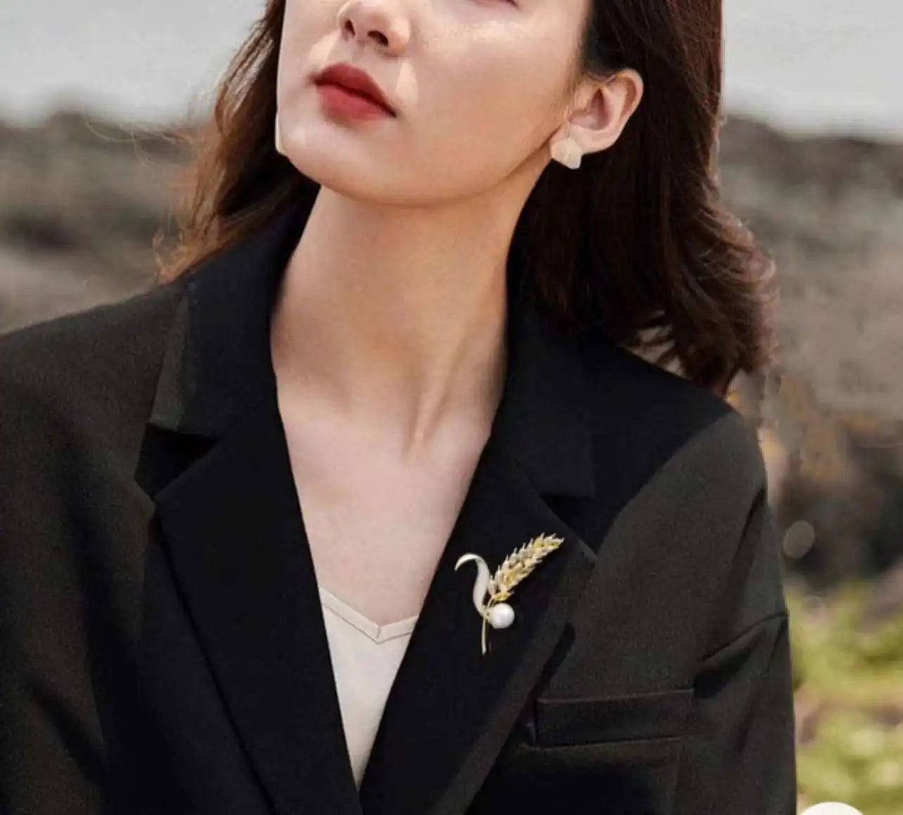 Versatile18K Gold Plated Natural Pearl Wheat Brooch