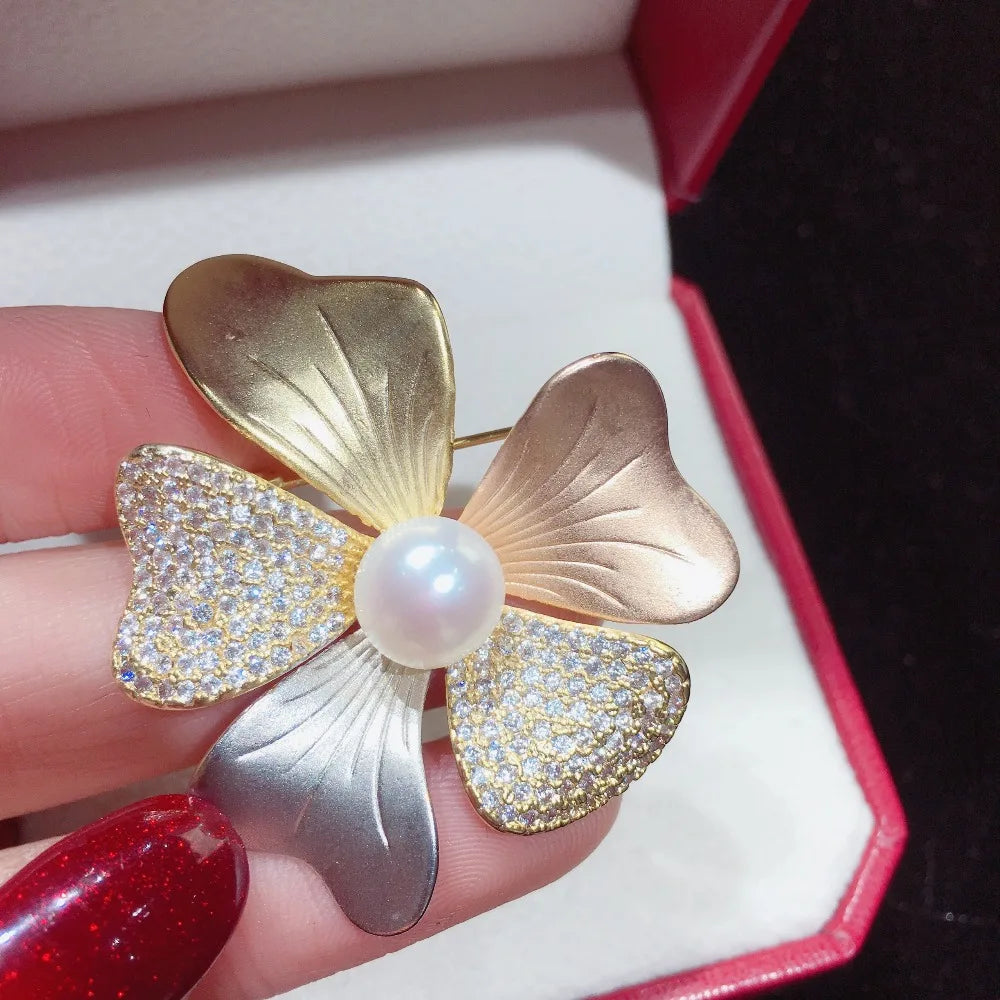 Stylish Tricolor Natural Freshwater Pearl Brooch