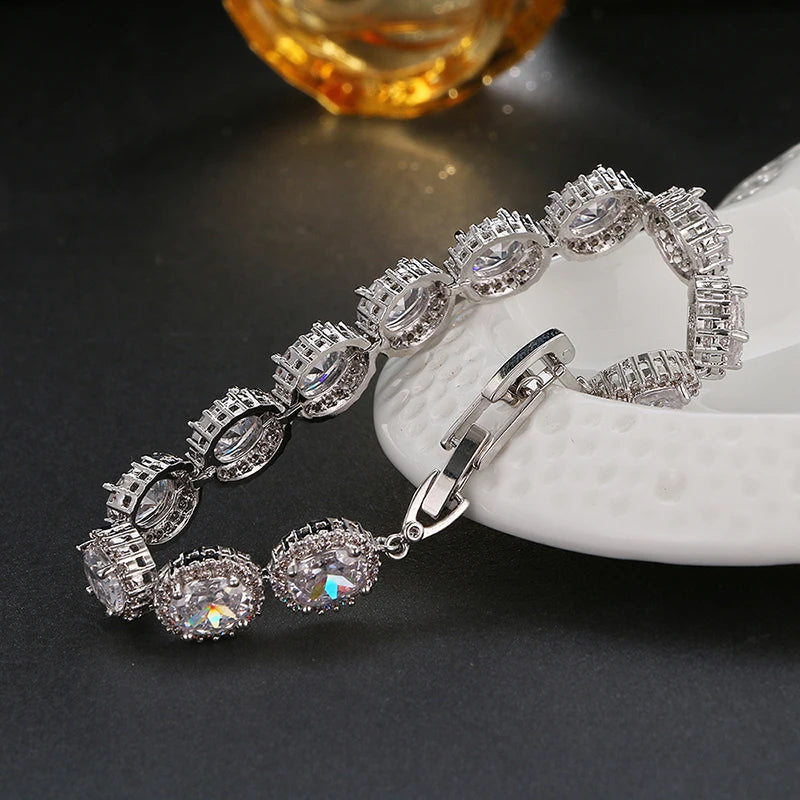 Shimmering Top Quality Oval Zircon Bracelet