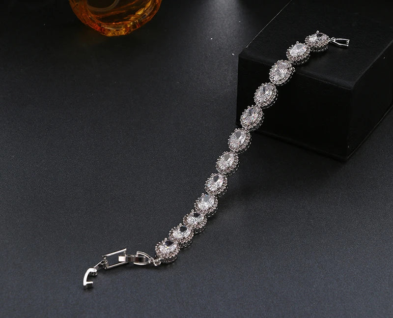 Shimmering Top Quality Oval Zircon Bracelet