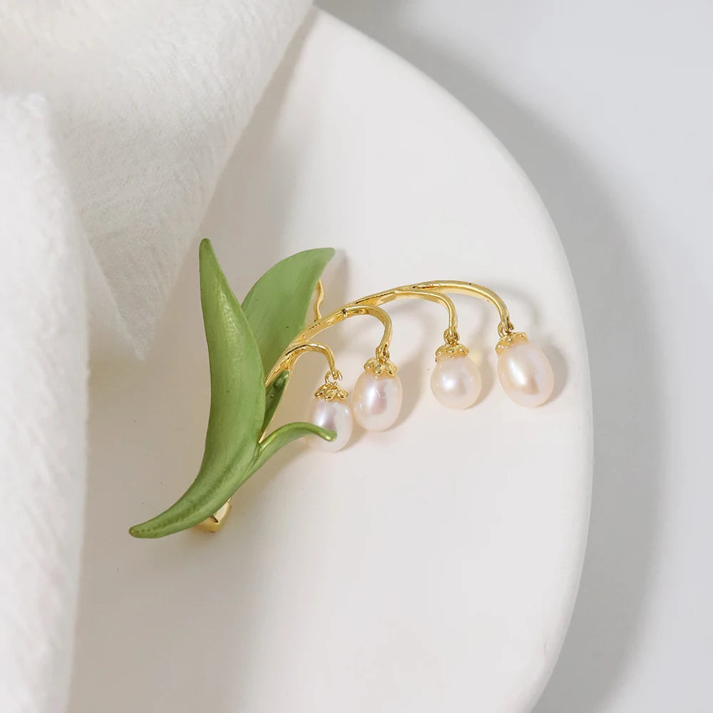 Luxurious Natural Freshwater Pearl Green Bell Orchid Brooch