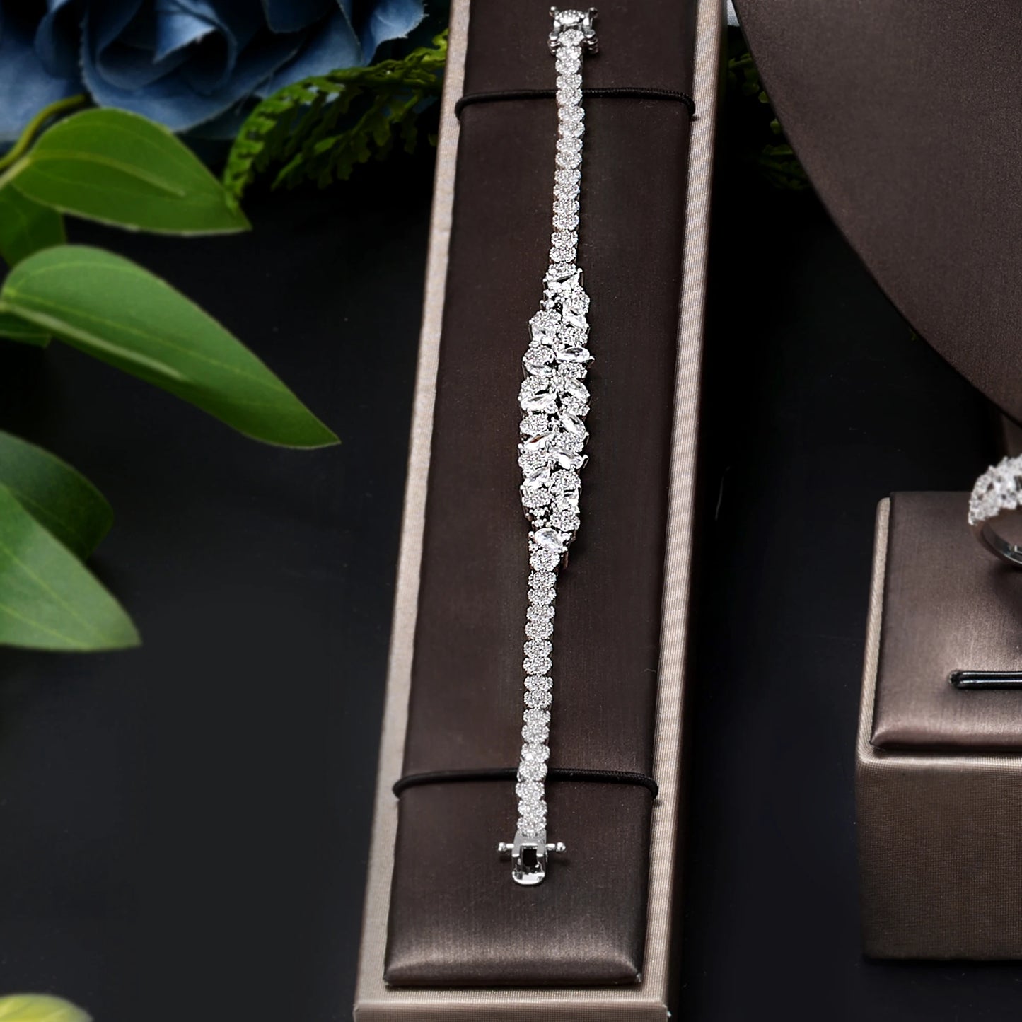 Elegant 4-Piece Bridal Jewelry Set – Best-Selling Wedding Fashion