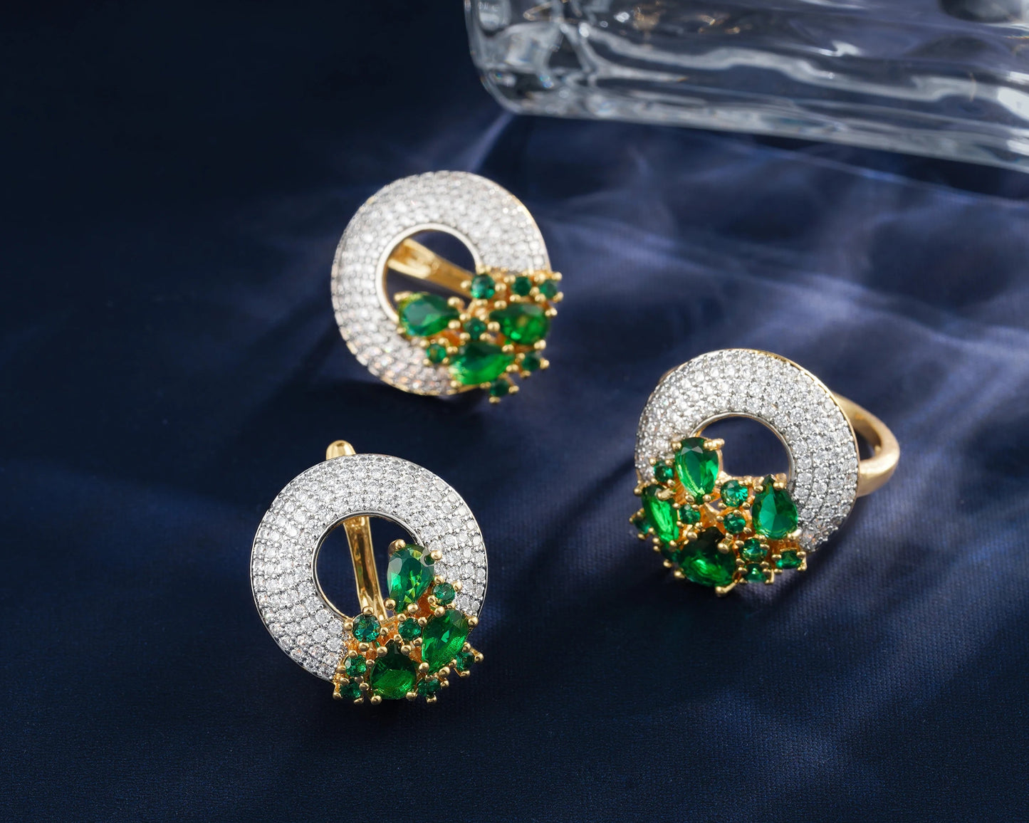 Brilliant Round Hollow Design Earrings Ring Jewelry Sets