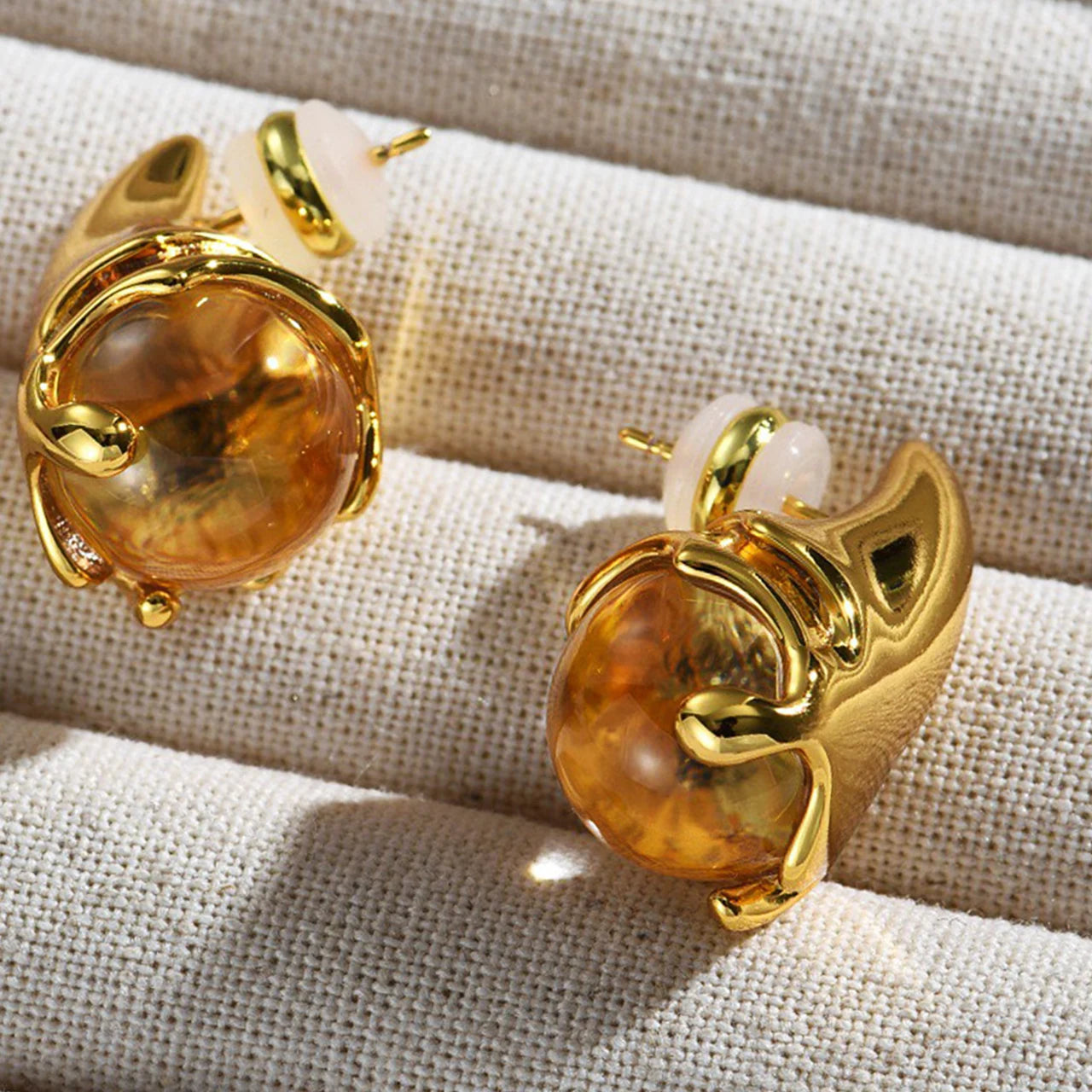 Trendy White Water Droplet Glass Bead Irregular Earring