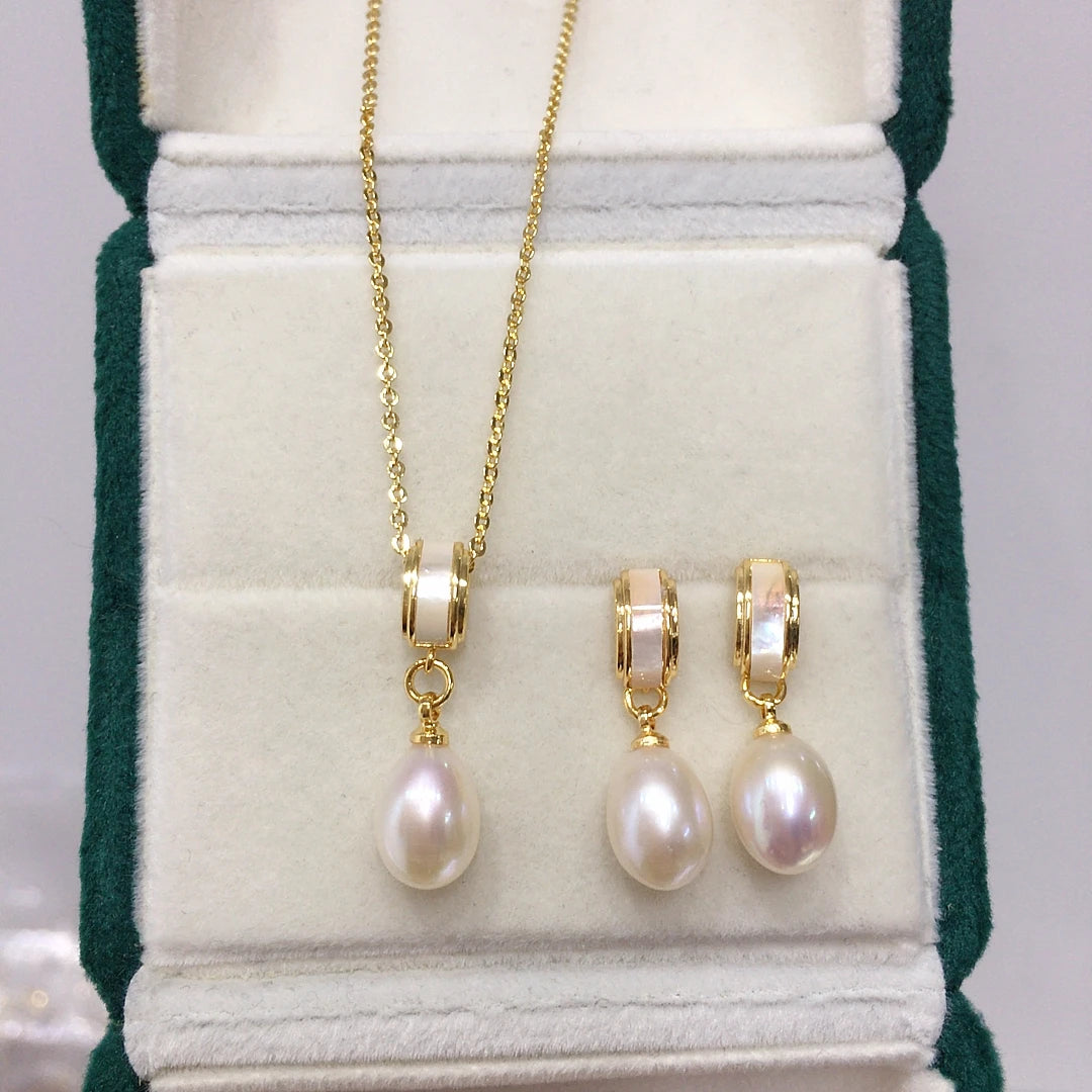 Elegant Waterdrop Shaped Natural Freshwater Pearl Jewelry Set