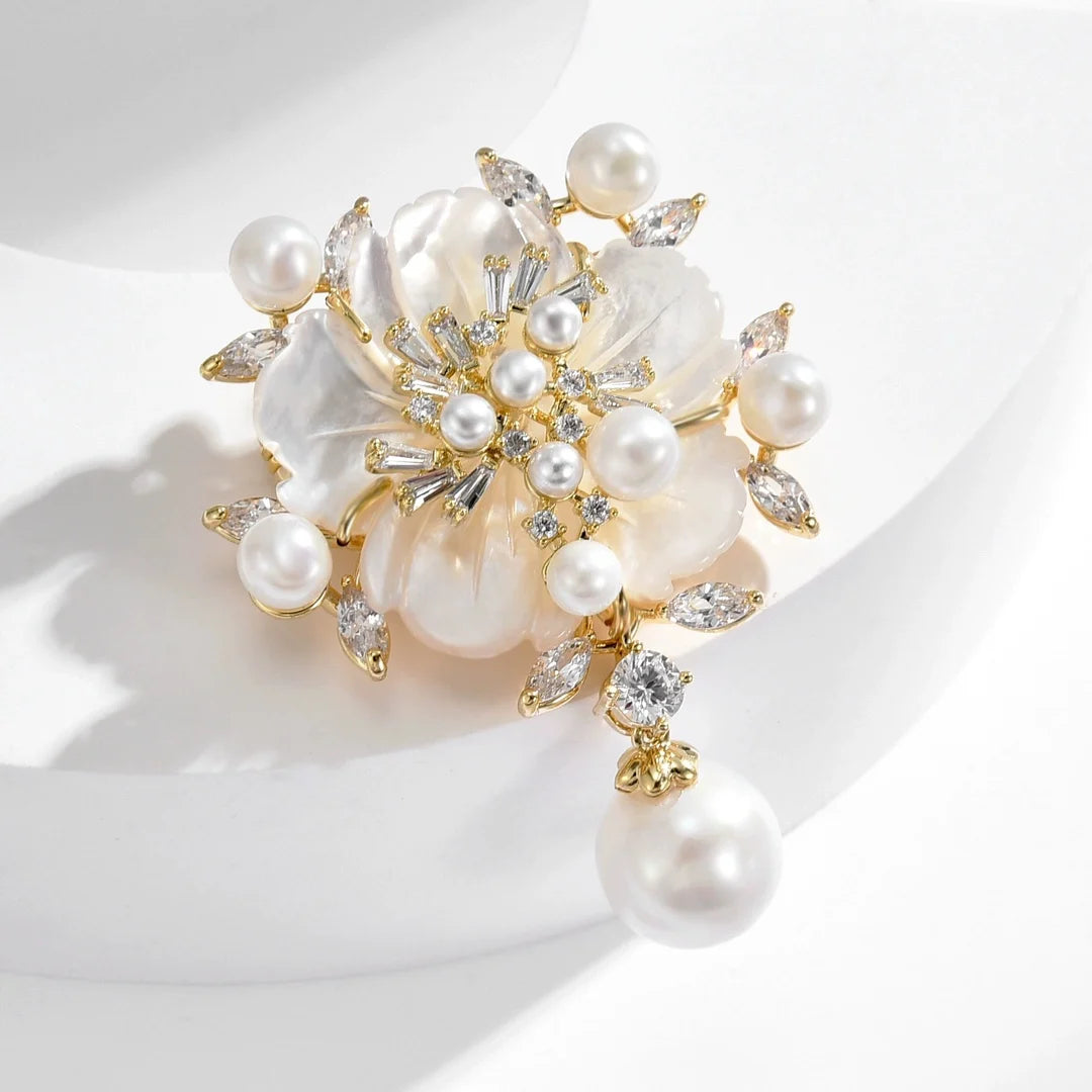 Luxury High-end Shell Flower Brooches