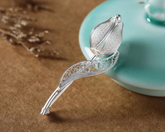 Classic 925 Sterling Silver Tulip Brooch