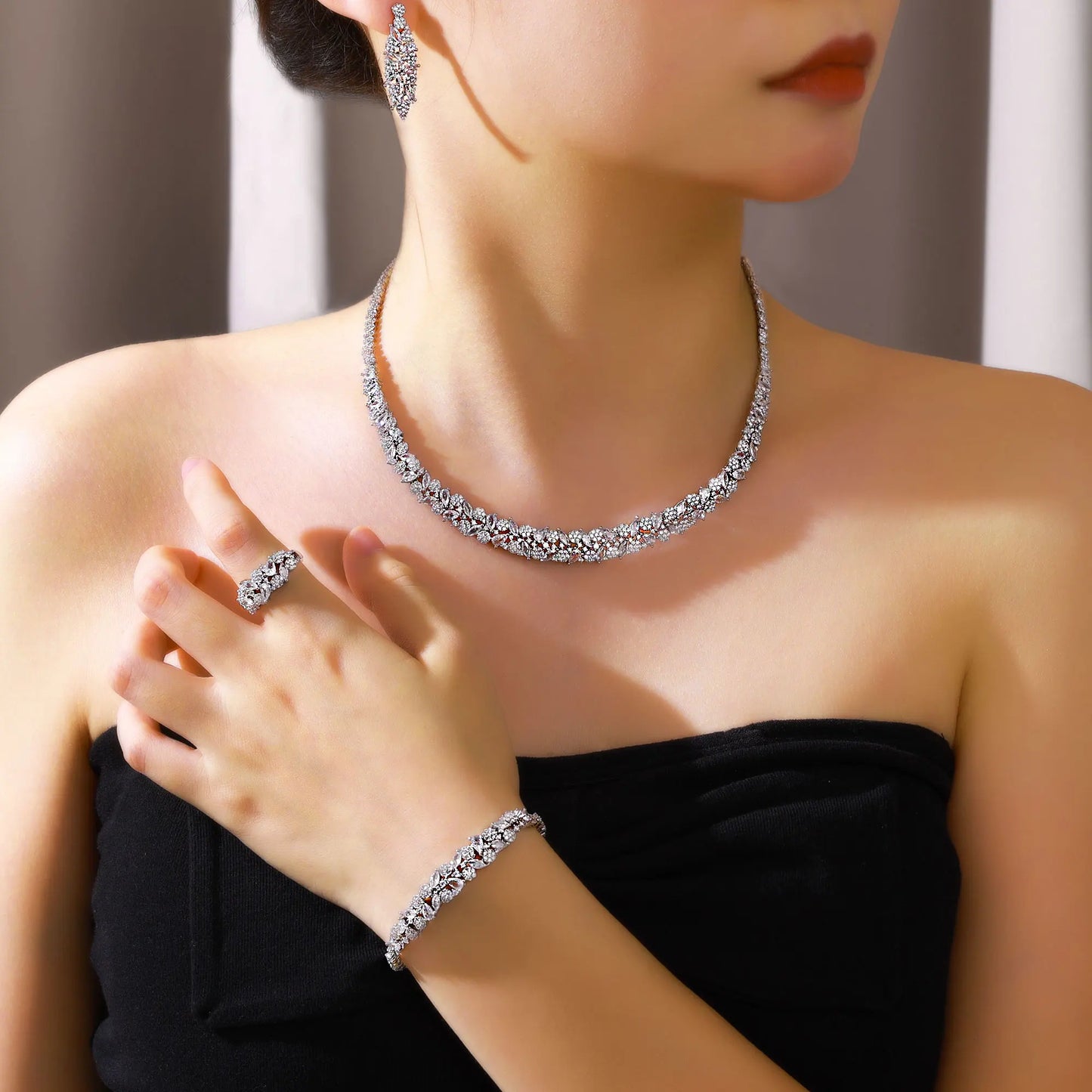 Elegant 4-Piece Bridal Jewelry Set – Best-Selling Wedding Fashion