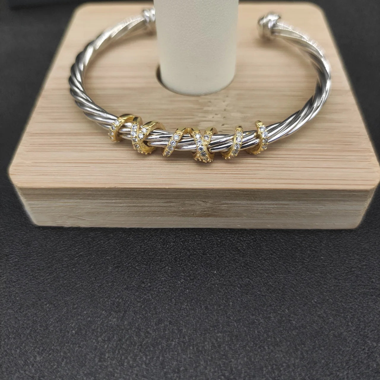 Classic S925 Sterling Silver Round Head Bracelet