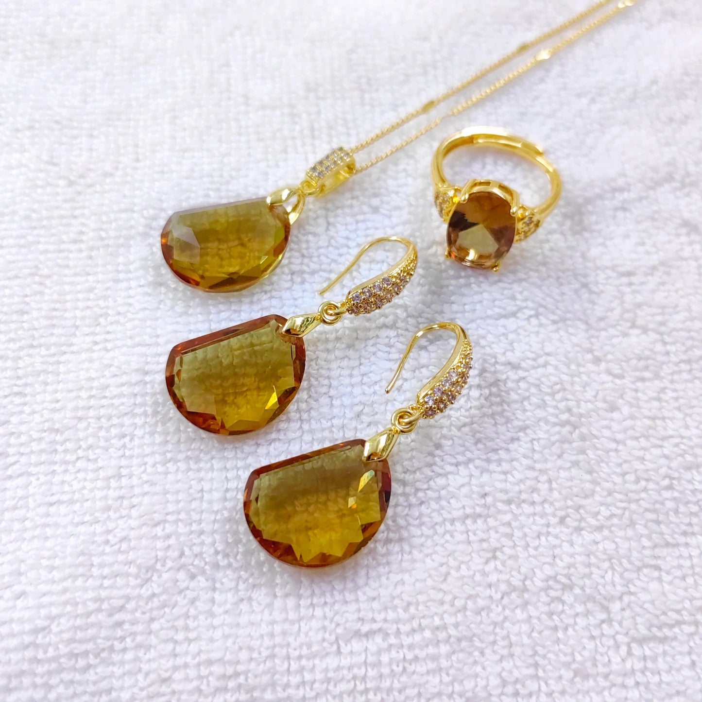 Fashion Simple Pea Shape Jewelry Three-piece Set