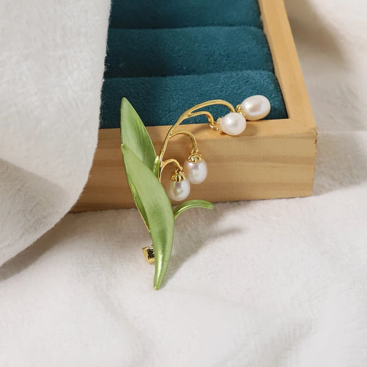 Luxurious Natural Freshwater Pearl Green Bell Orchid Brooch