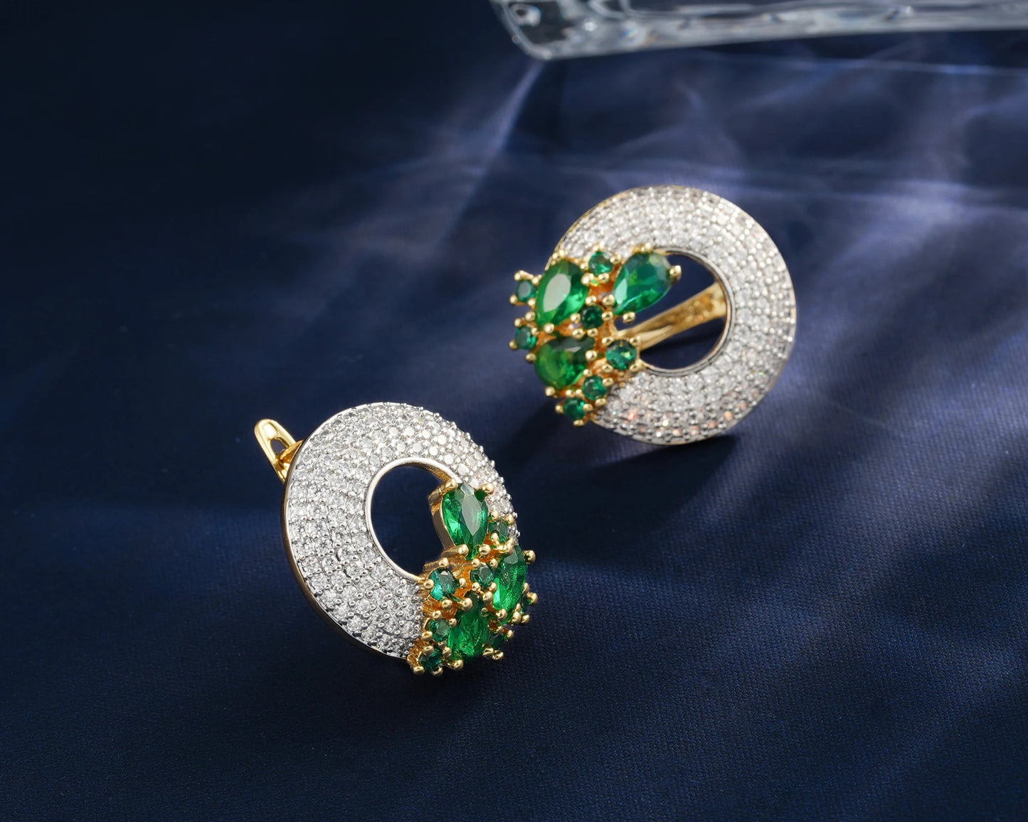 Brilliant Round Hollow Design Earrings Ring Jewelry Sets