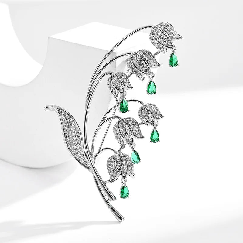 Elegant and Fashionable Clock Orchid brooch