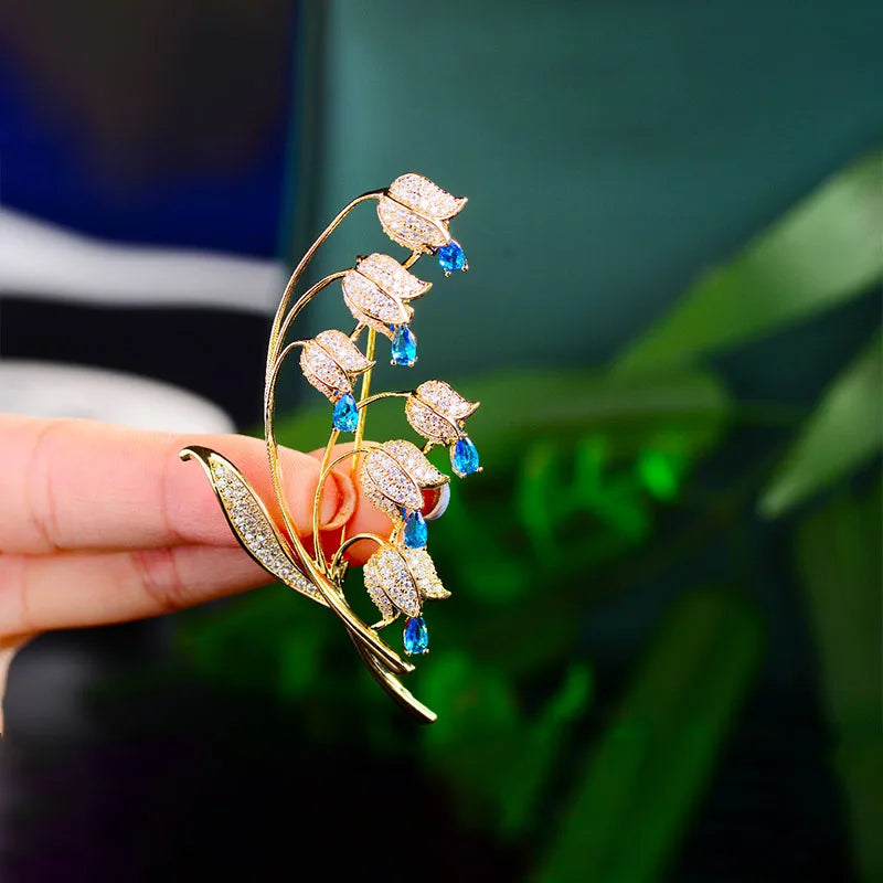 Elegant and Fashionable Clock Orchid brooch