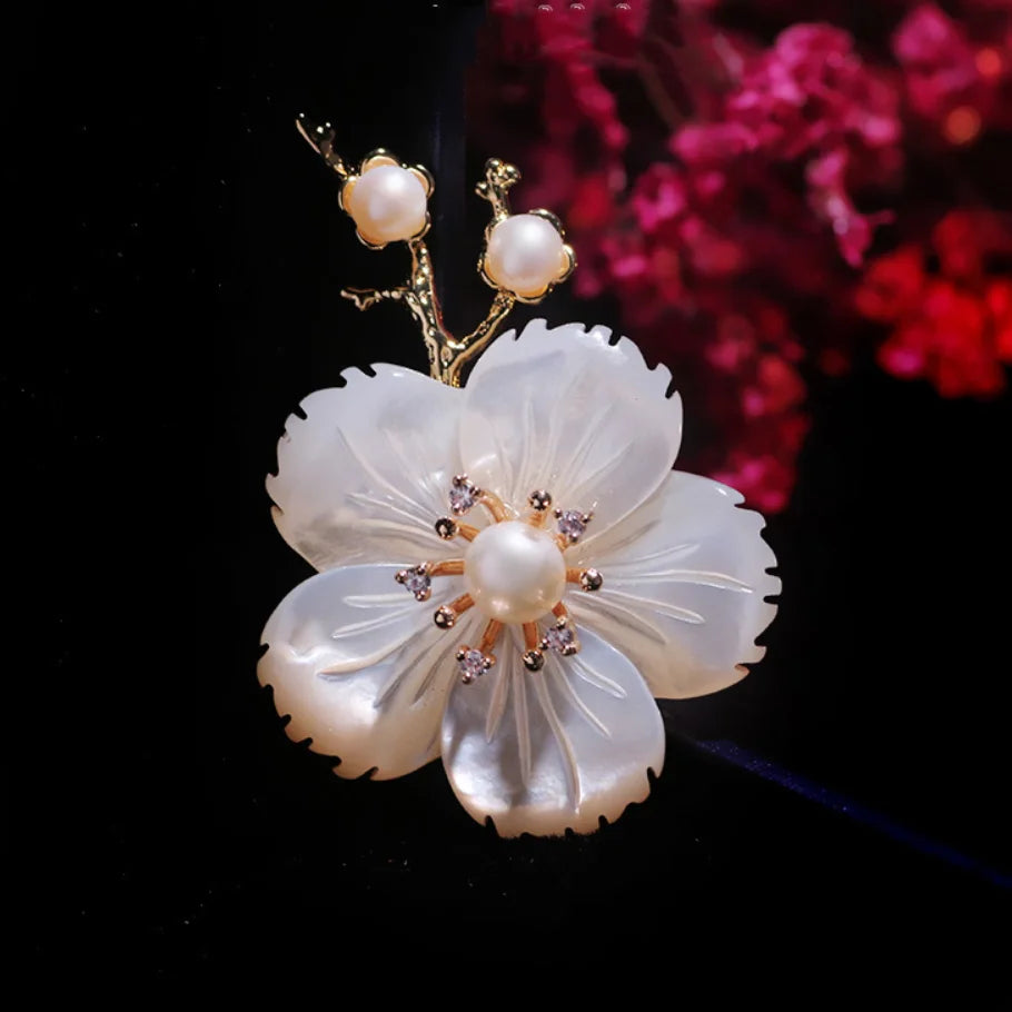 Vintage style Natural Pearls Shell Rose Brooch