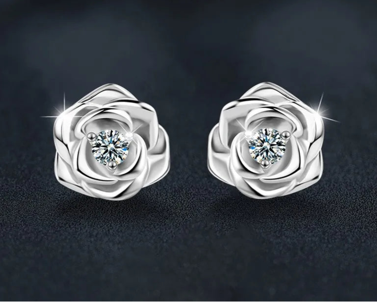Exquisite Floral S925 Sterling Silver D-Color Moissanite Earrings