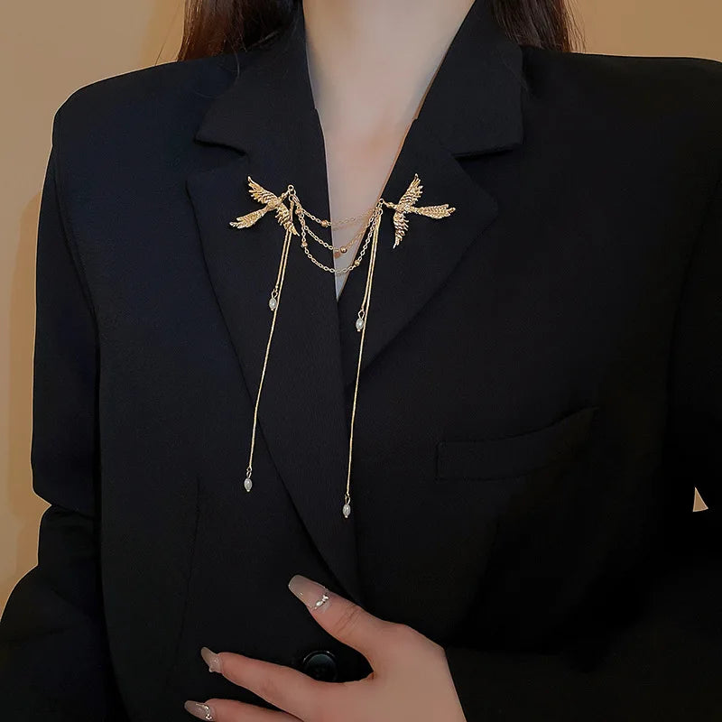 Delicate Long Fringe Brooches
