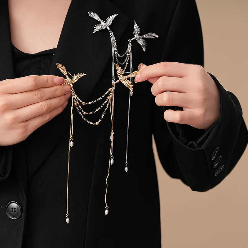 Delicate Long Fringe Brooches