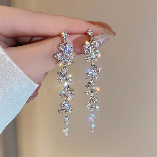Graceful Sparkling Crystal Tassel Earrings – Geometric Drop Jewelry