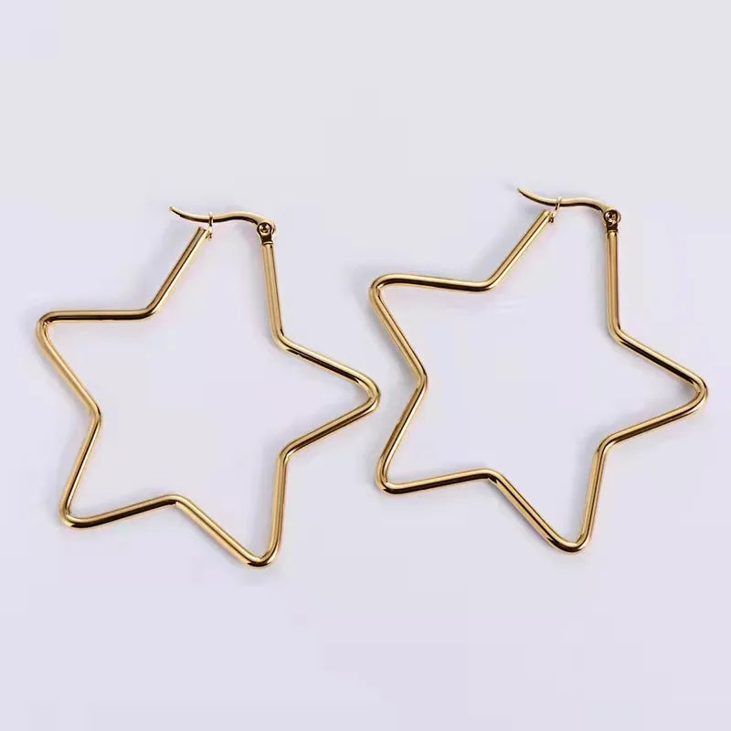 Chic Exaggerated Hollow Heart Earring Cuff (Copy)