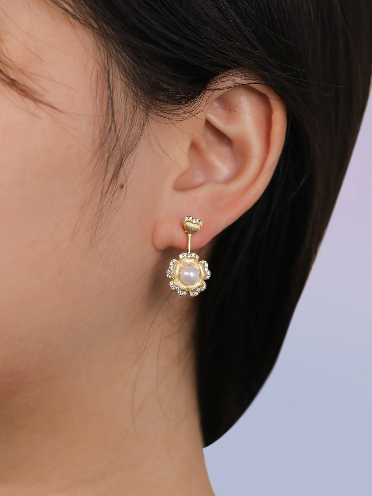 Fashion Gold Pearl Flower Earrings