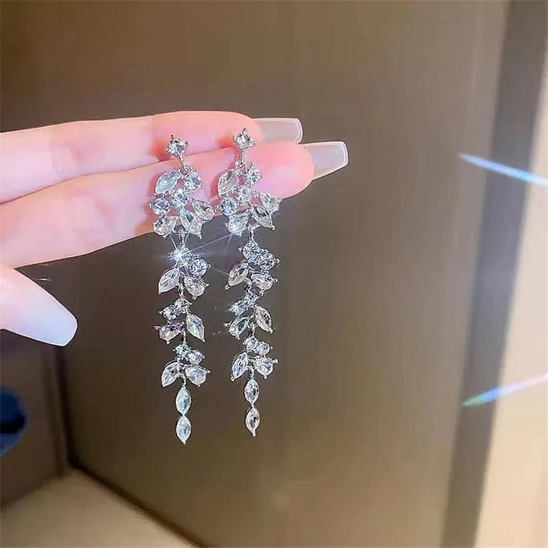 Graceful Sparkling Crystal Tassel Earrings – Geometric Drop Jewelry